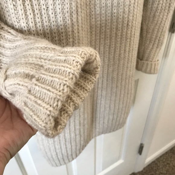 Banana Republic Cable-knit Alpaca Wool Cardigan - Picture 10 of 12